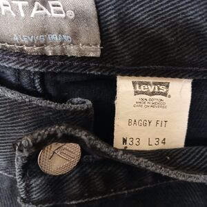 Levi's Black Relaxed Fit Jeans